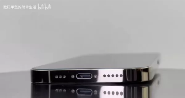 iPhone 15 等不及了！網友自製 TypeC 充電孔的 iPhone 14 Pro，真的能充電而且挺美 iPhone 15
