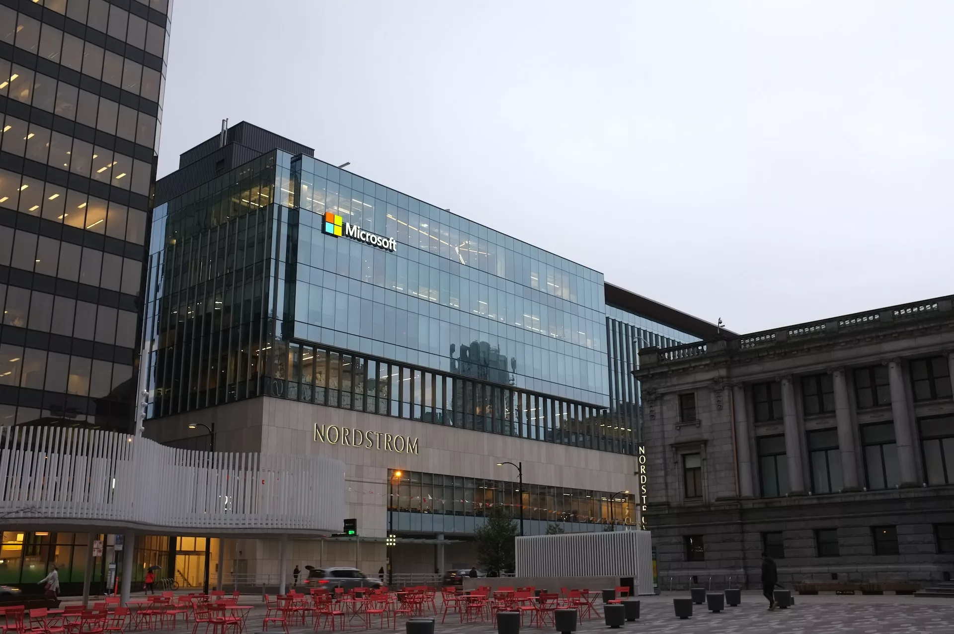 微軟在年報中警告:GPU 不足,可能導致服務中斷 微軟 AI 應用案例, AI, macOS, 蘋果, 頭條