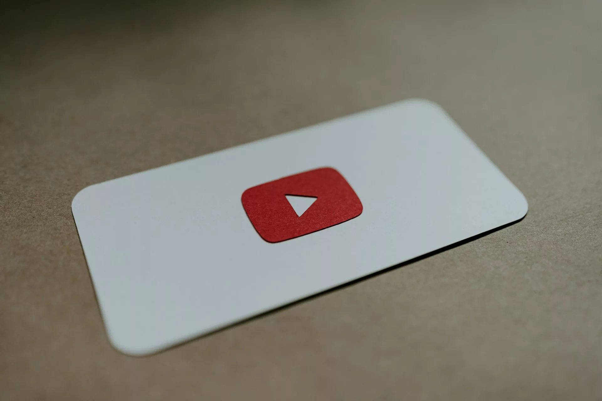 YouTube 開始在 Shorts 實驗長影片:薛丁格的短影音 Shorts 評論, AI 應用案例, 頭條