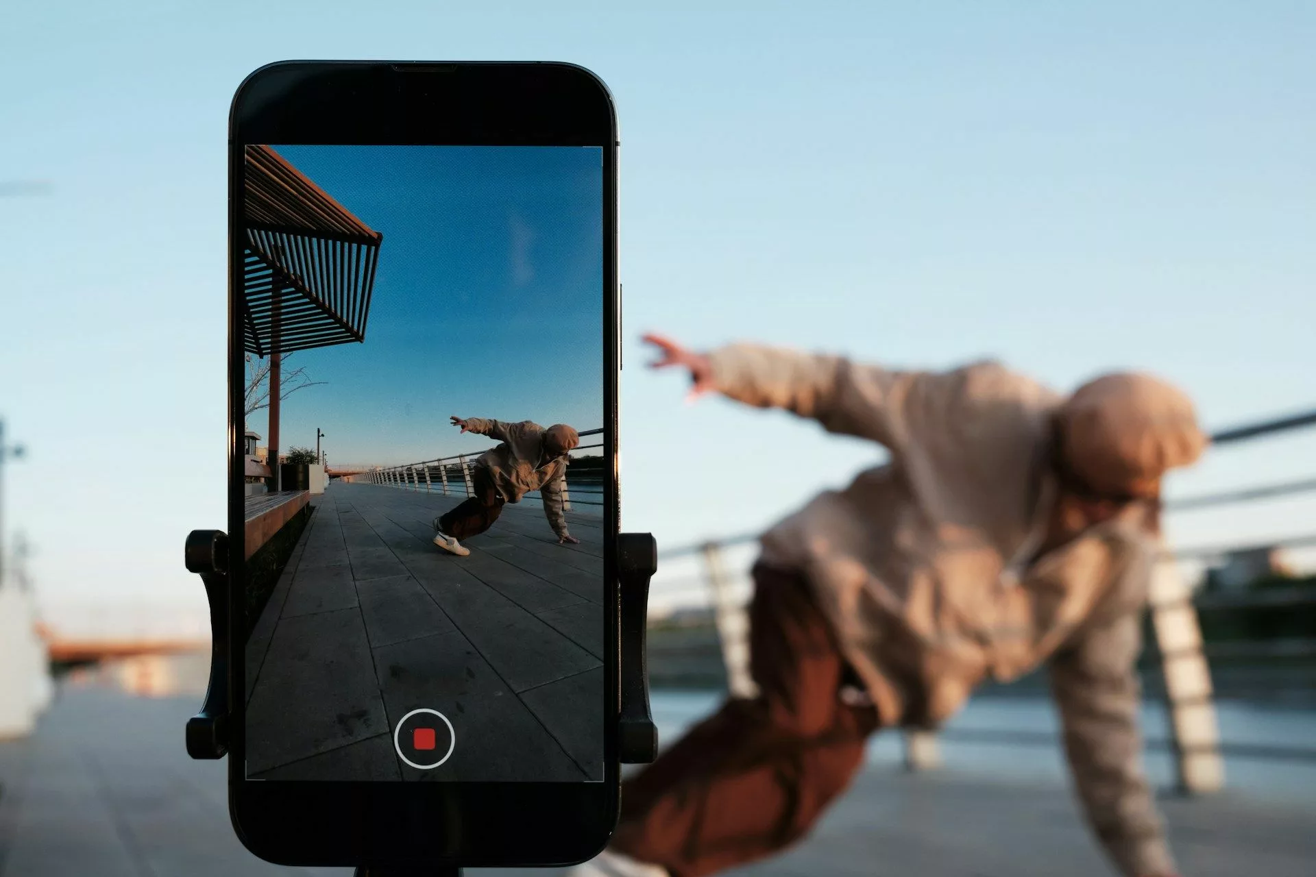 美國 TikTok「不賣就禁」法案期限將至 法院仍裁決:法案有效 TikTok Google, AI, 頭條