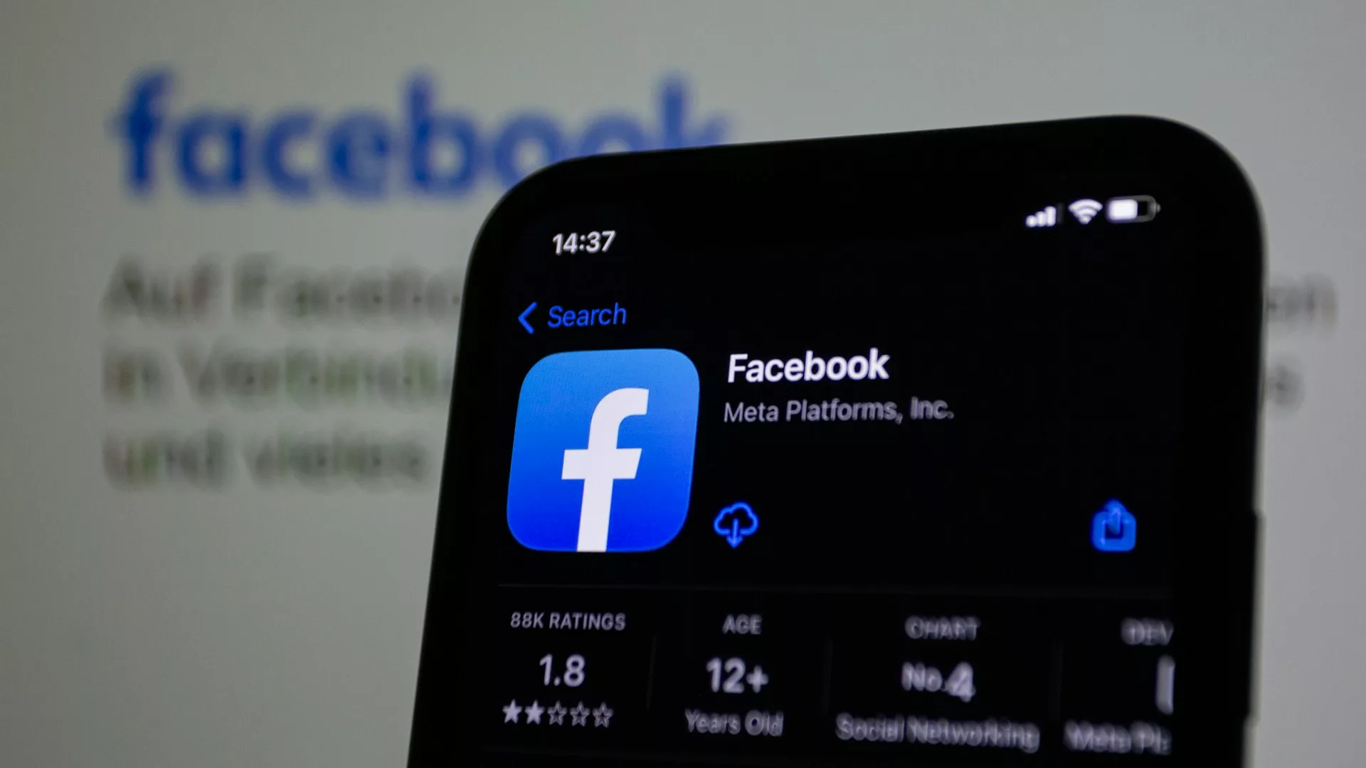Meta AI 副總裁:未來 FB、IG 上面會擁有很多 AI 虛擬人物,他們的發言讓平台更有趣 Meta AI 評論, AI 應用案例, 頭條