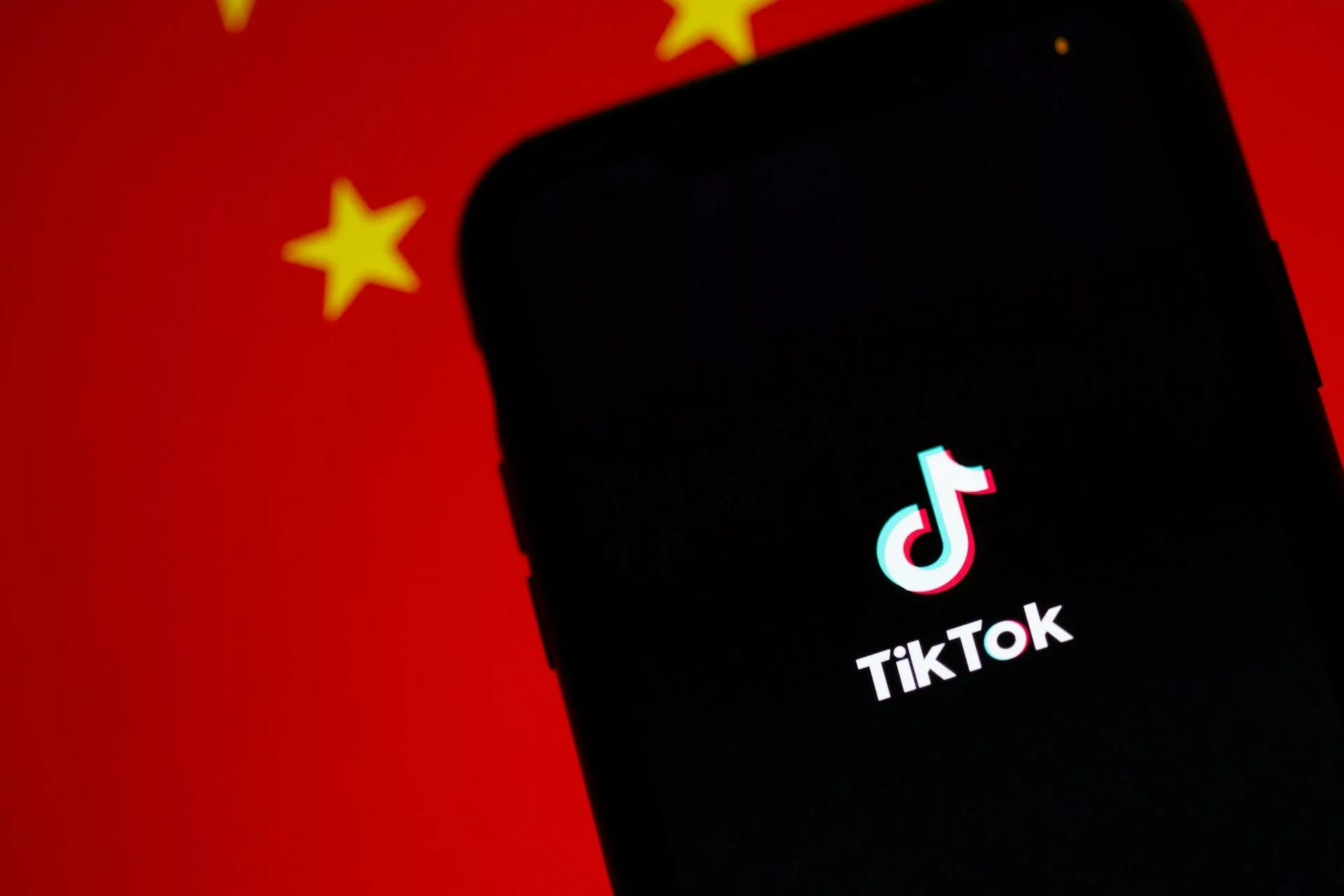 美國 TikTok「不賣就禁」法案期限將至 法院仍裁決:法案有效 TikTok Google, AI, 頭條