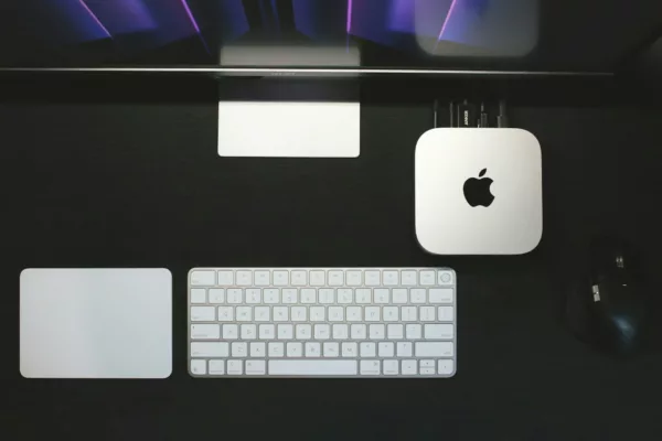 Mac mini 無法從睡眠中喚醒外接螢幕嗎？關閉「自動訊號源」可簡單解決 科技人 AI 應用案例, AI, 頭條