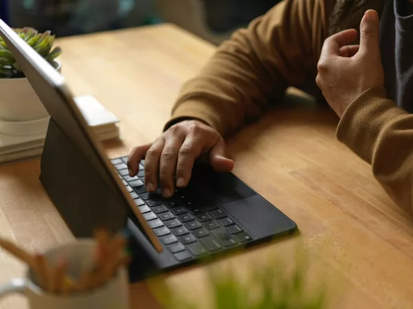 Google 正在嘗試將「論壇」獨立出一個 Tab：強調真人互動的重要性？ google Google