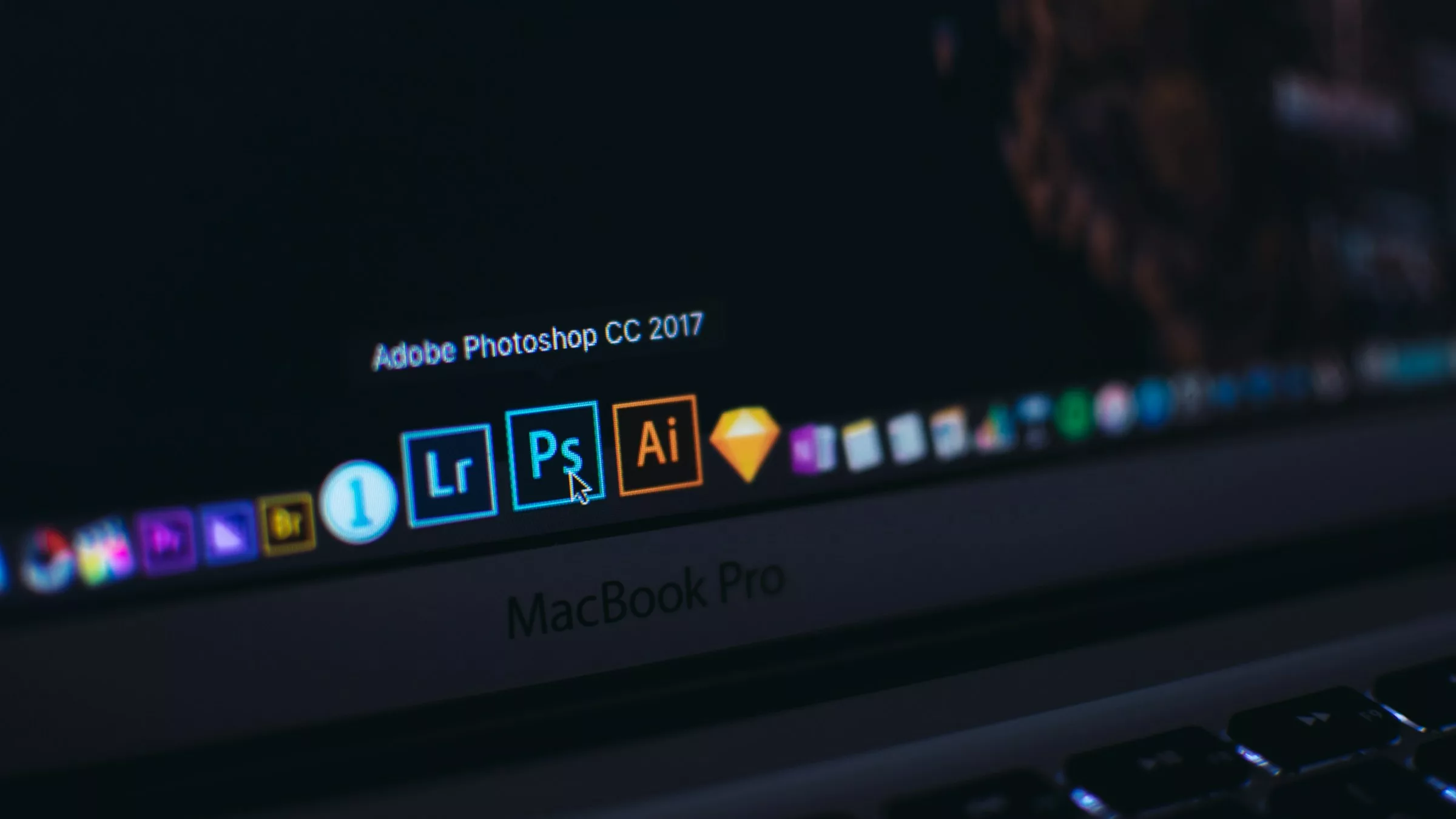 Adobe 開始大規模抓盜版！Threads 河道上一片哀嚎 oppo OPPO