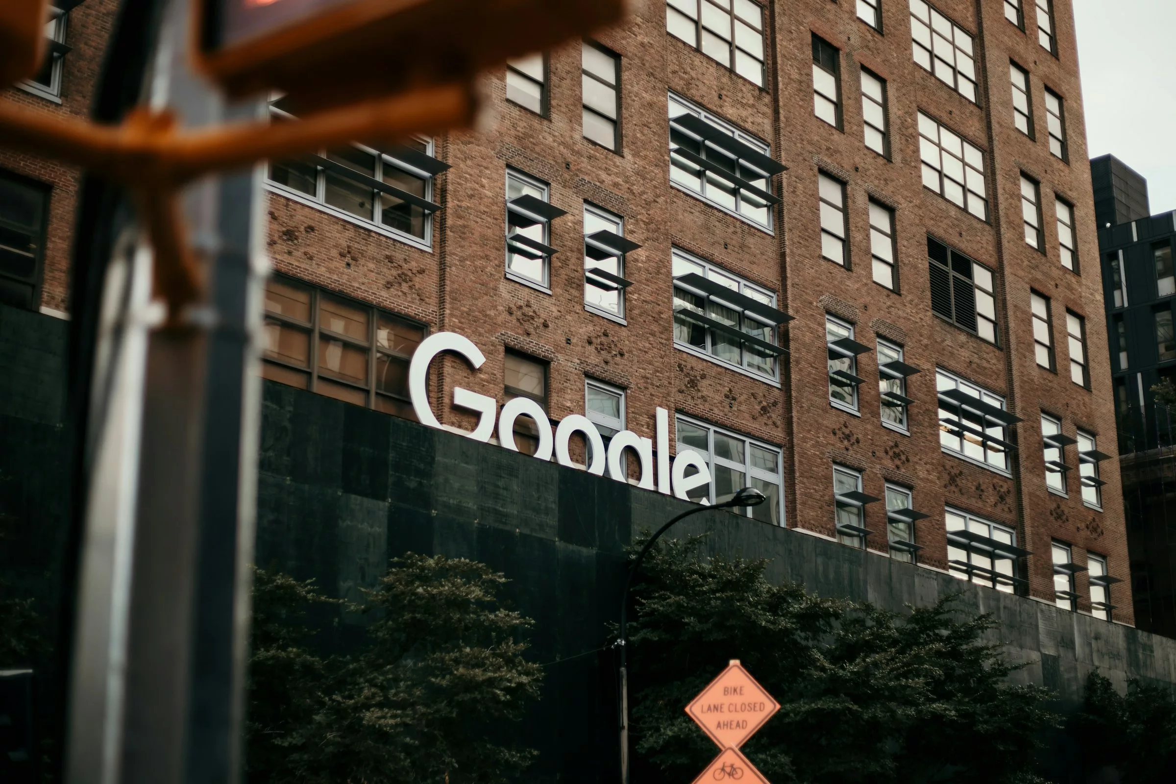 Google Chrome 正在跟「慢」說再見：最新版本快了 22% Google Gemini AI 應用案例, AI, macOS, 蘋果, 頭條