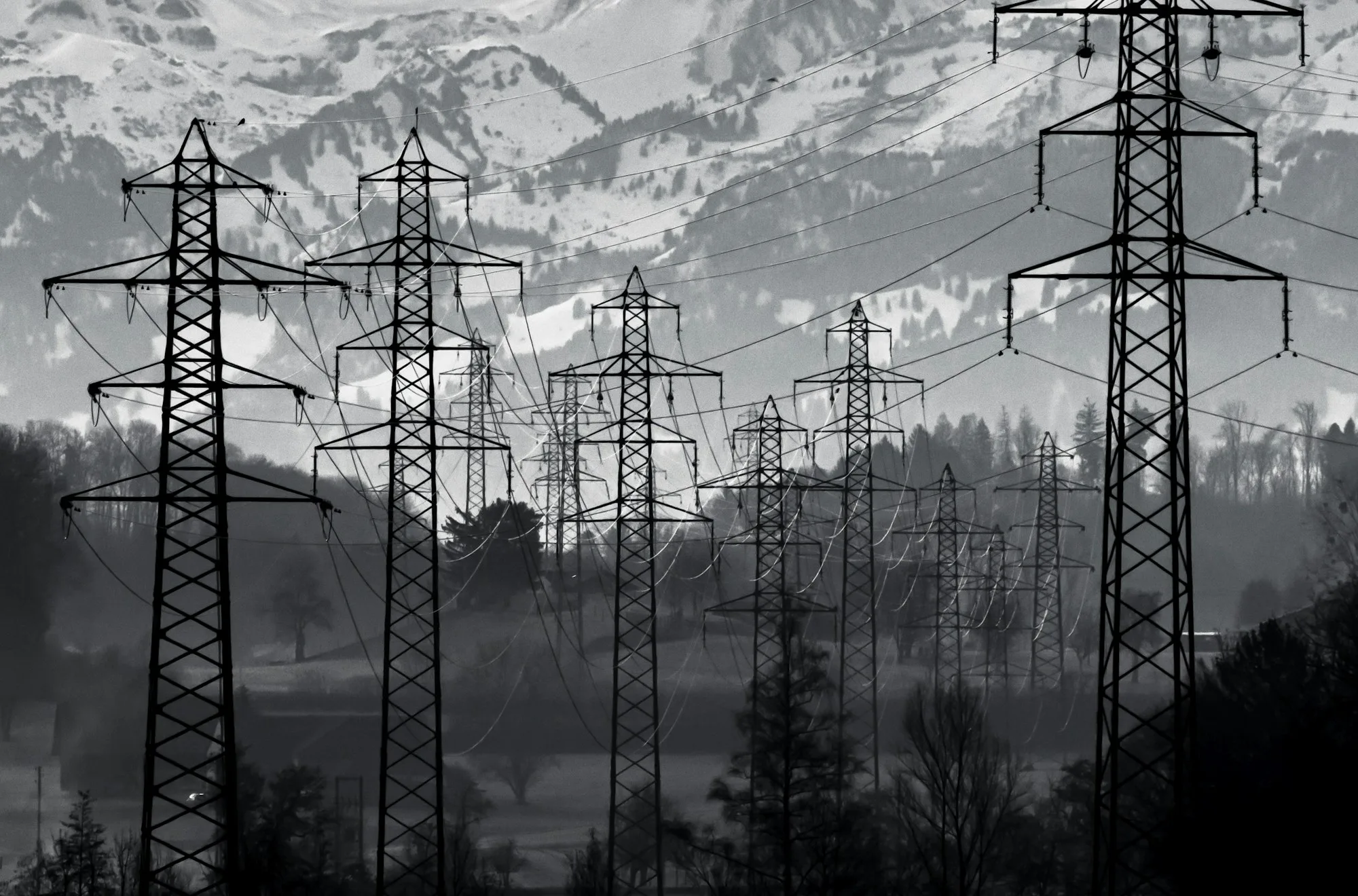 FERC 要六大電網營運商重寫大型負載規則,AI 資料中心接電進入監管加速期 電網 電網, AI, 產業, 能源